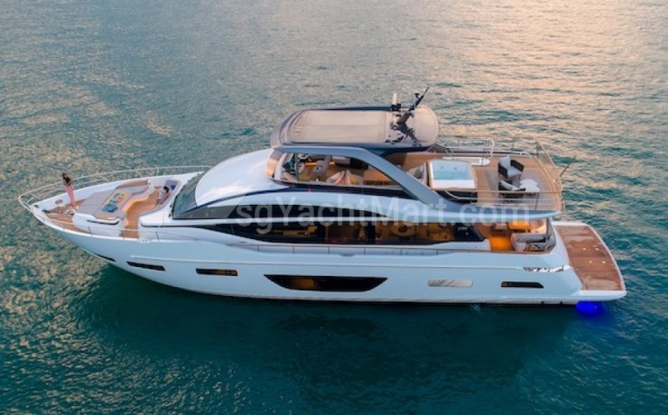 boat-lagoon-yachting-big-1